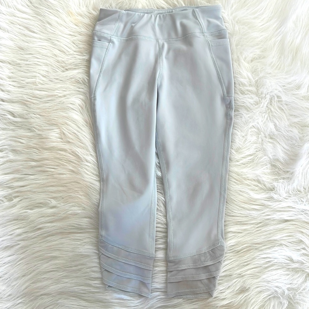Girls Size M Gray Capri leggings with shear at the bottom